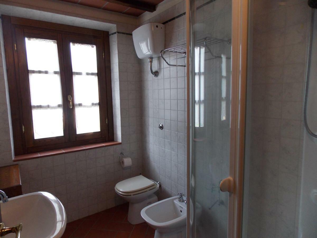 Hostal Casale Le Querciole Castiglione dʼOrcia Exterior foto